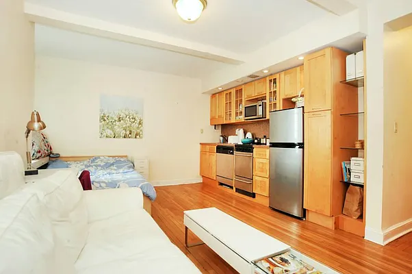 Rented by Town Residential | media 23