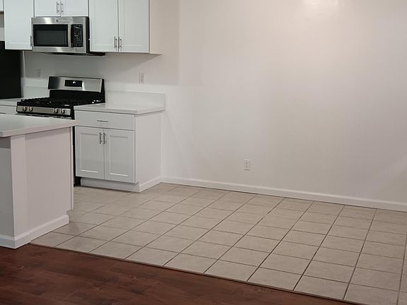 2nd image of 3736 Watseka Ave APT 2