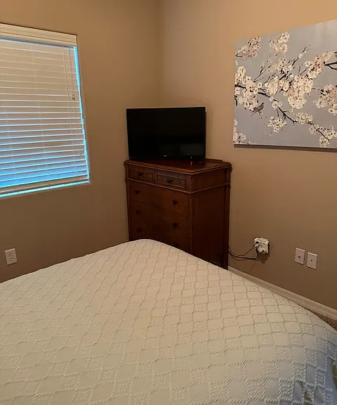 2214 Edgewood Dr — Photo 17