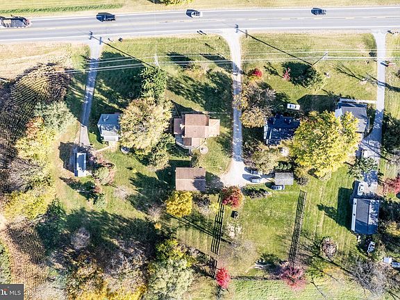 4th image of 6278 Lord Fairfax Hwy