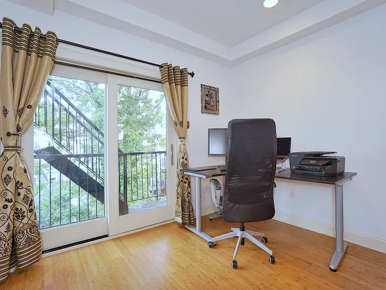 223 Park Ave #2 — Photo 9