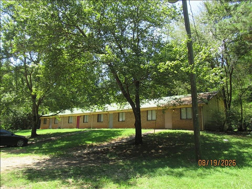 1st image of 843 Lonely Pines Rd APT 1