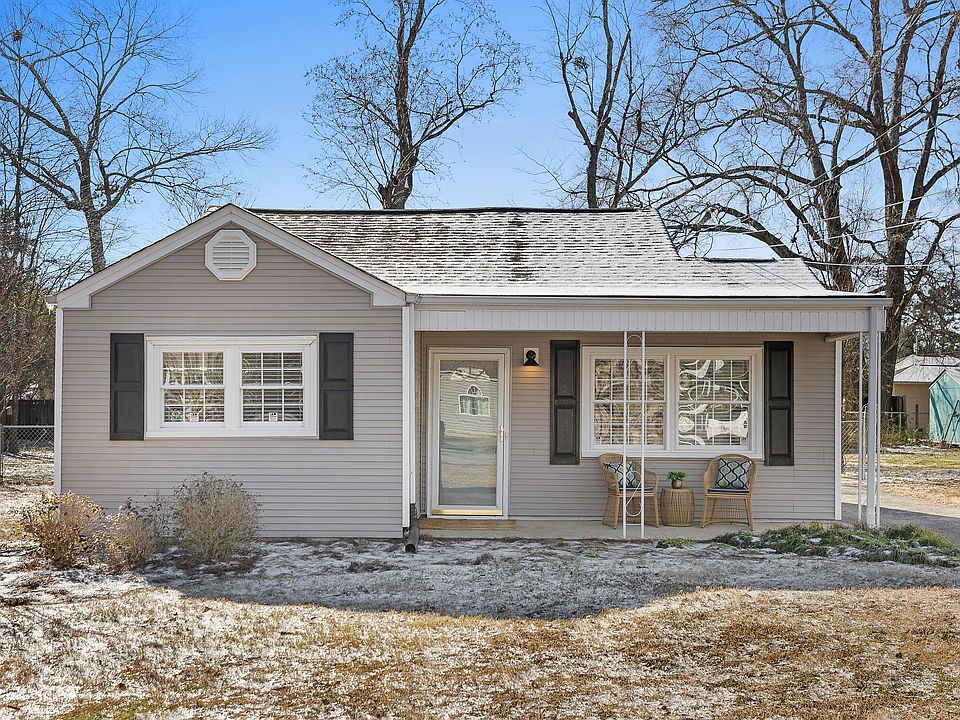 1st image of 4404 Louise Ave