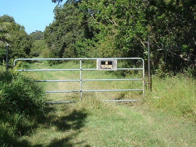 2nd image of S Point Rd