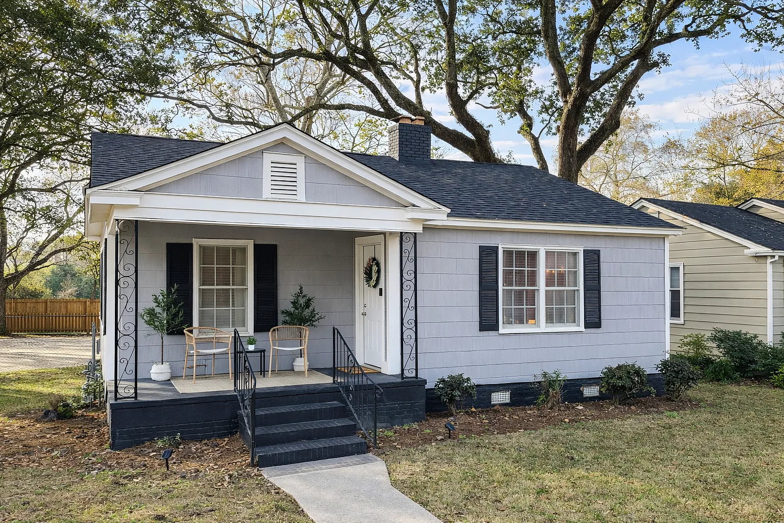 Fully Furnished Midtown Home | Utilities Included | Flexible Lease — Photo 2