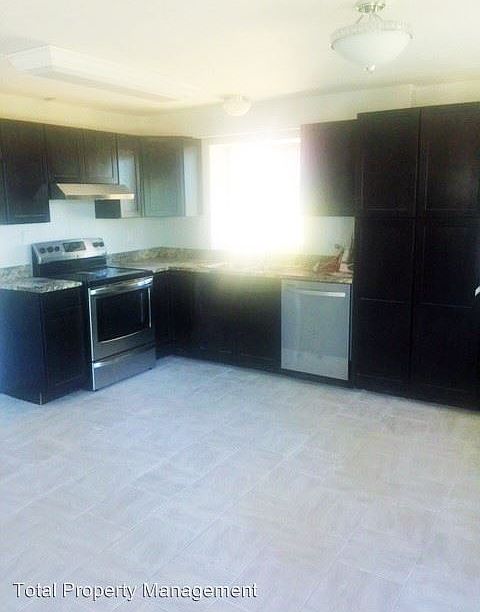 1st image of 2393 SW Dune Ave