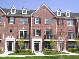 11705 Chant Ln, Zionsville, IN 46077