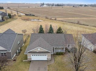 4922 Windmill Dr SW, Cedar Rapids, IA 52404