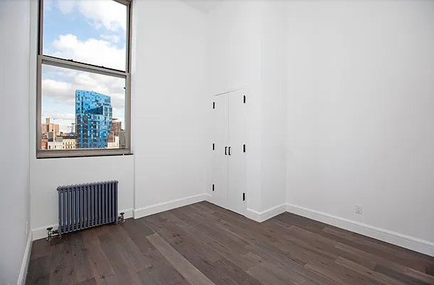 Rented by REAL New York | media 11