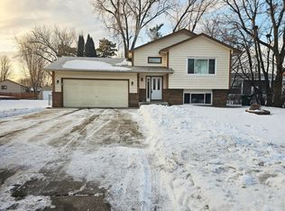 2536 131st Ave NW, Coon Rapids, MN 55448