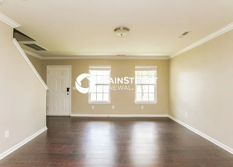 1233 Ben Livingston Rd — Photo 2
