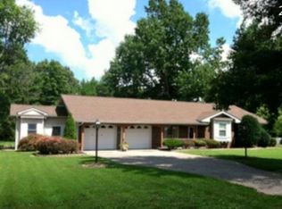 565 Karel Park Rd, Raleigh, IL 62977