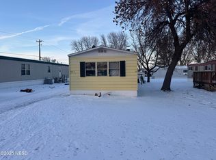 921 12th Ave NW, Watertown, SD 57201