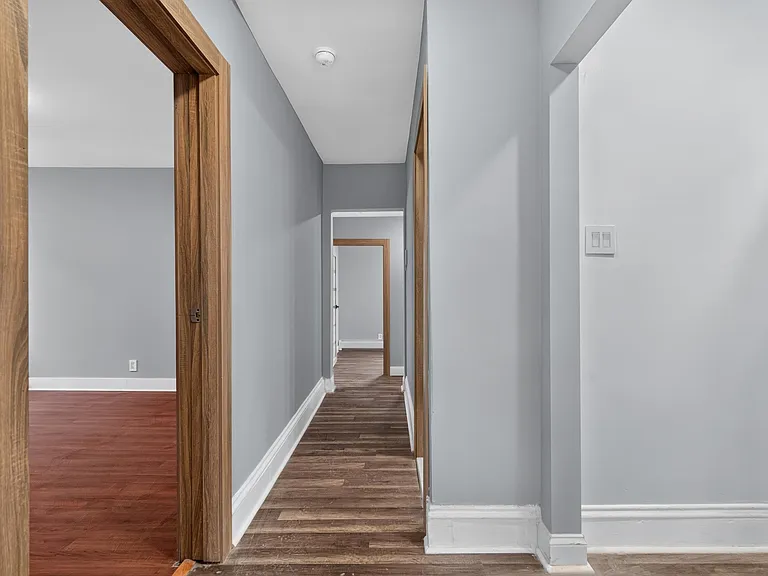 255 Kennedy Blvd — Photo 14