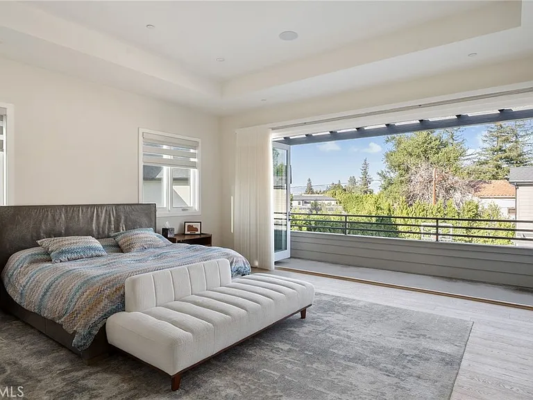 15547 Valley Vista Blvd — Photo 35