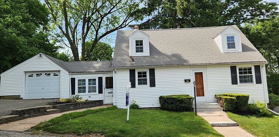 1st image of 65 Hibiscus Ave