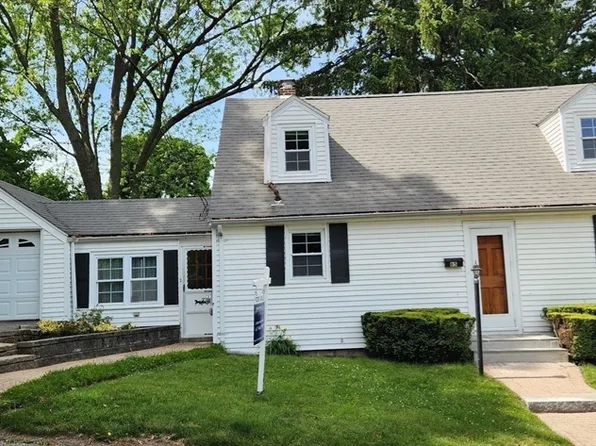65 Hibiscus Ave, Weymouth, MA 02188
