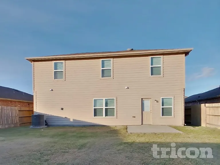 916 American Monarch Dr — Photo 17