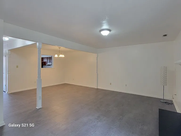 1563 Jameson Dr — Photo 8