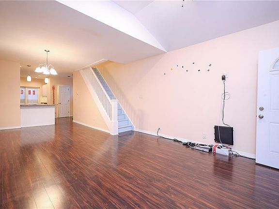 2nd image of 2025 E 54th St
