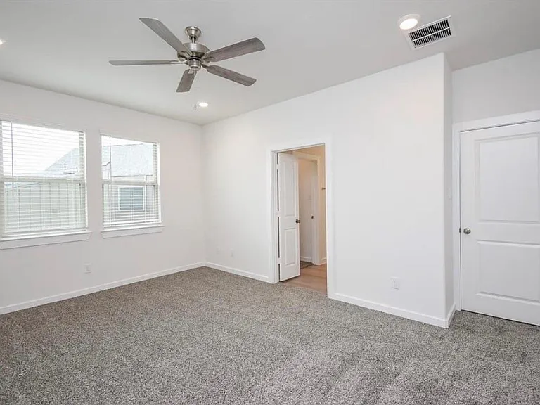 17231 Walden Lake Ln — Photo 10