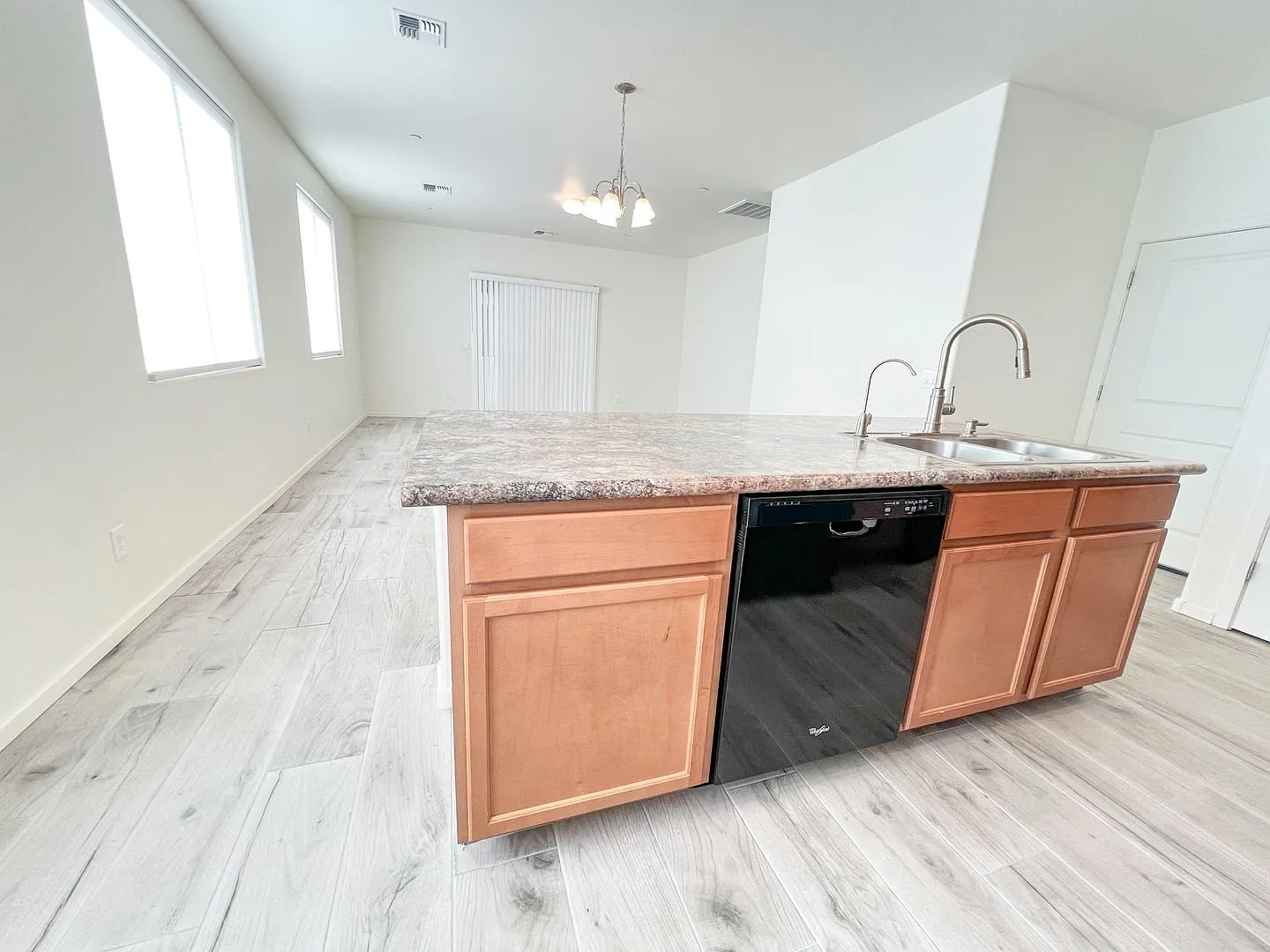Detached Townhome - Cottonwood - Villas On Elm — Photo 3