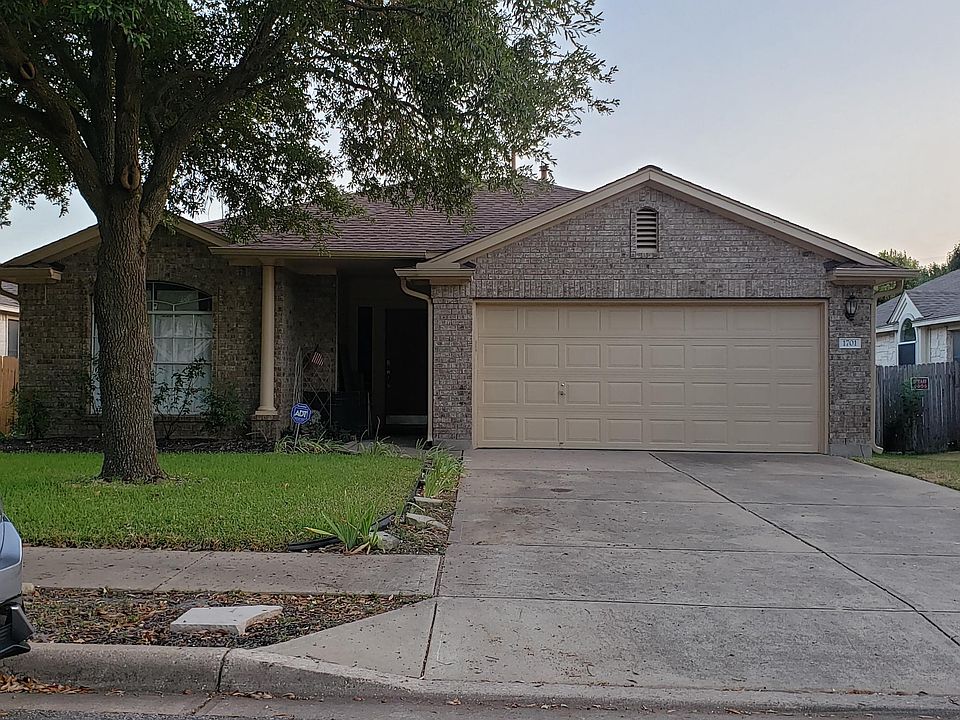1st image of 1701 Lobo Mountain Ln