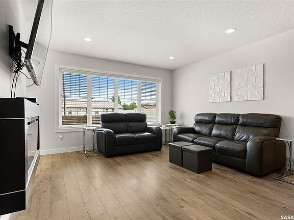 3rd image of 4000 Sandhill Cres #323