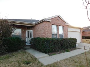 802 Dunkirk Ln, Arlington, TX 76017