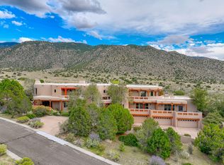 13732 Canada Del Oso Pl NE, Albuquerque, NM 87111
