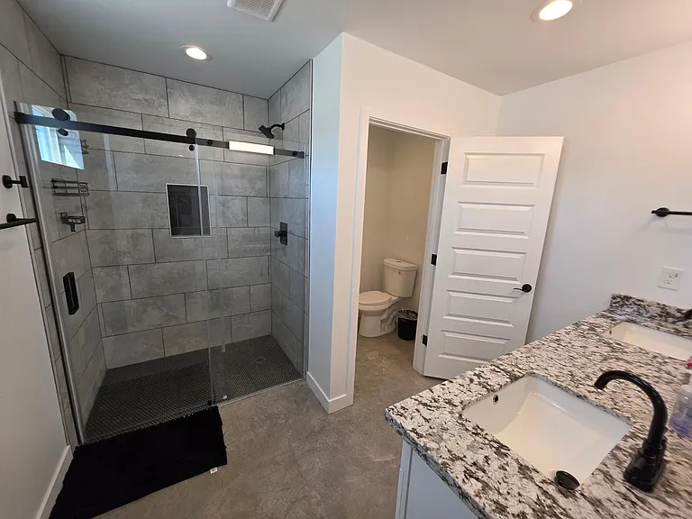 2061 W Daniel Rd #2 — Photo 14