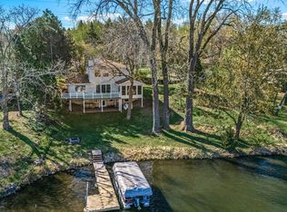 455 S Owasso Blvd W, Roseville, MN 55113