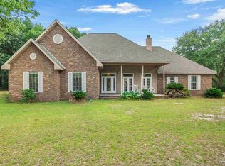 9069 Hay Meadow Rd, Milton, FL 32583