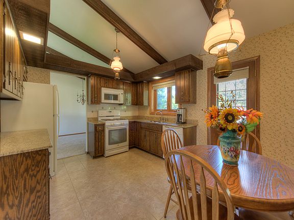 5th image of 14014 Cheswick Dr