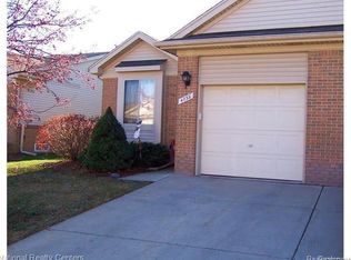 4038 Heatherwood Ct, Warren, MI