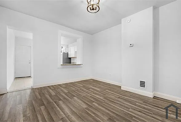 627 N Lakewood Ave — Photo 7