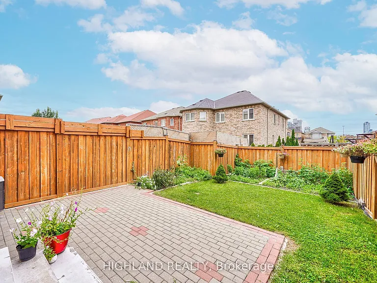 515 Coach Dr — Photo 33
