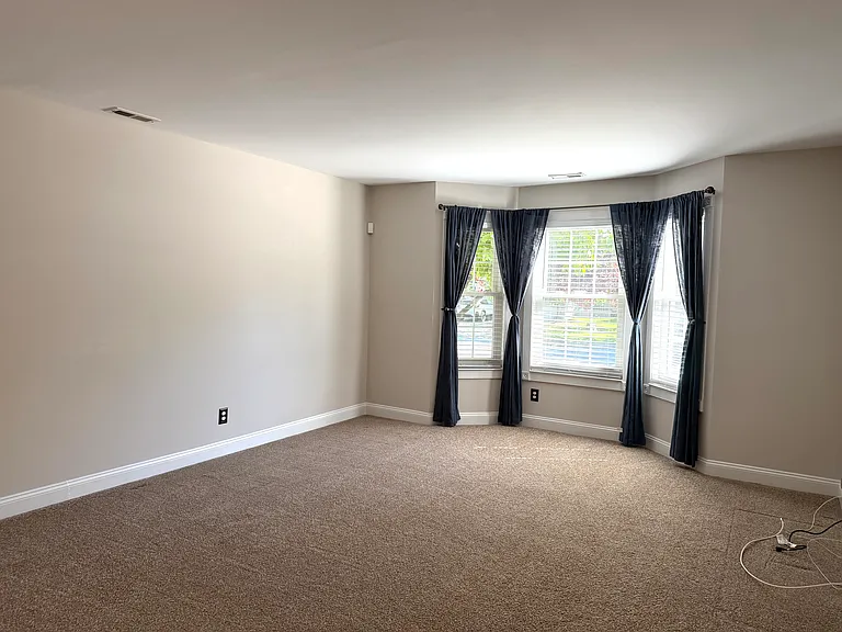 7 Watson Dr — Photo 6