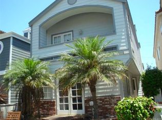 414 8th St, Huntington Beach, CA 92648