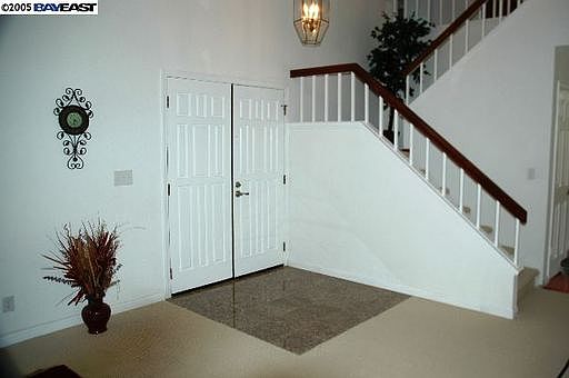 2nd image of 3005 Calle De La Mesa