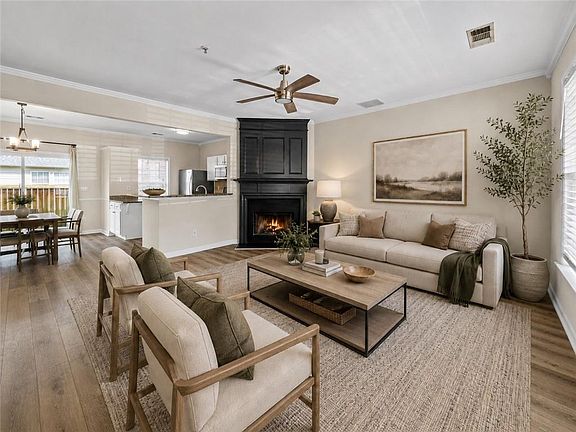 3rd image of 2215 Kilmington Sq