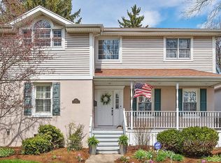 610 Austin St, Downers Grove, IL 60515