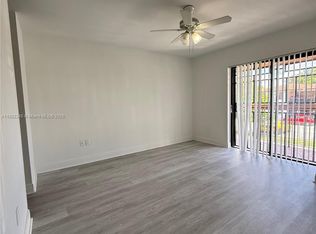 2354 W 62nd St #13, Hialeah, FL 33016