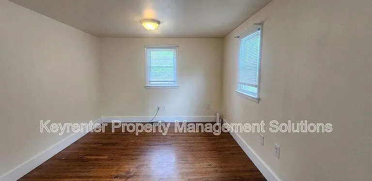 813 Highland Ave — Photo 18