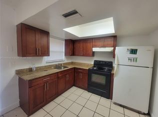2504 NW 52nd Ave #C23, Fort Lauderdale, FL 33313