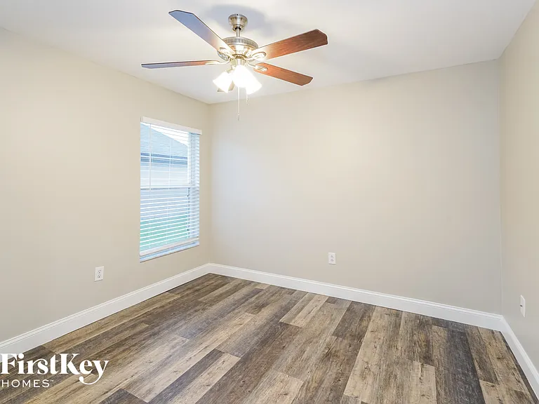 28807 Skyglade Pl — Photo 13