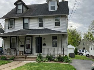 218 Highland Ave, Wayne, PA 19087