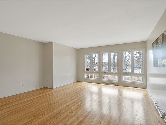 5th image of 123 Forrest Way