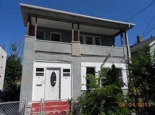 31-33 Carroll Ct, Bridgeport, CT 06607