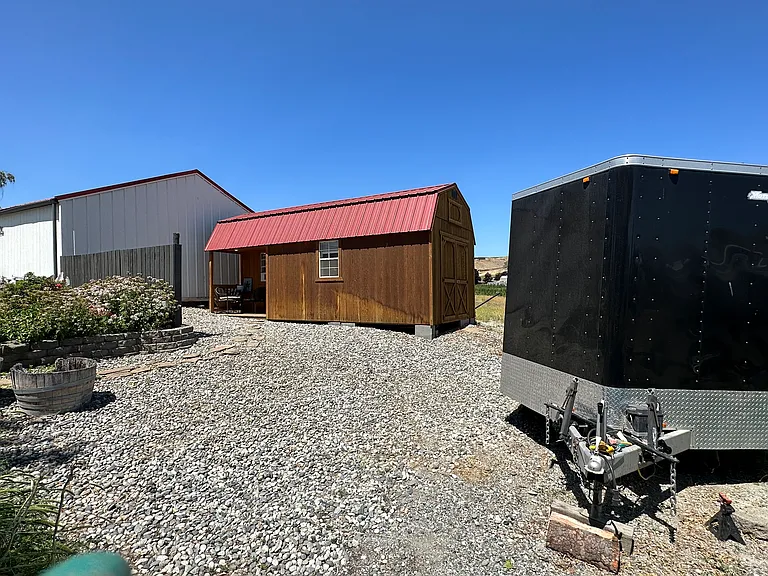 1020 S Van Sickle Ave — Photo 11